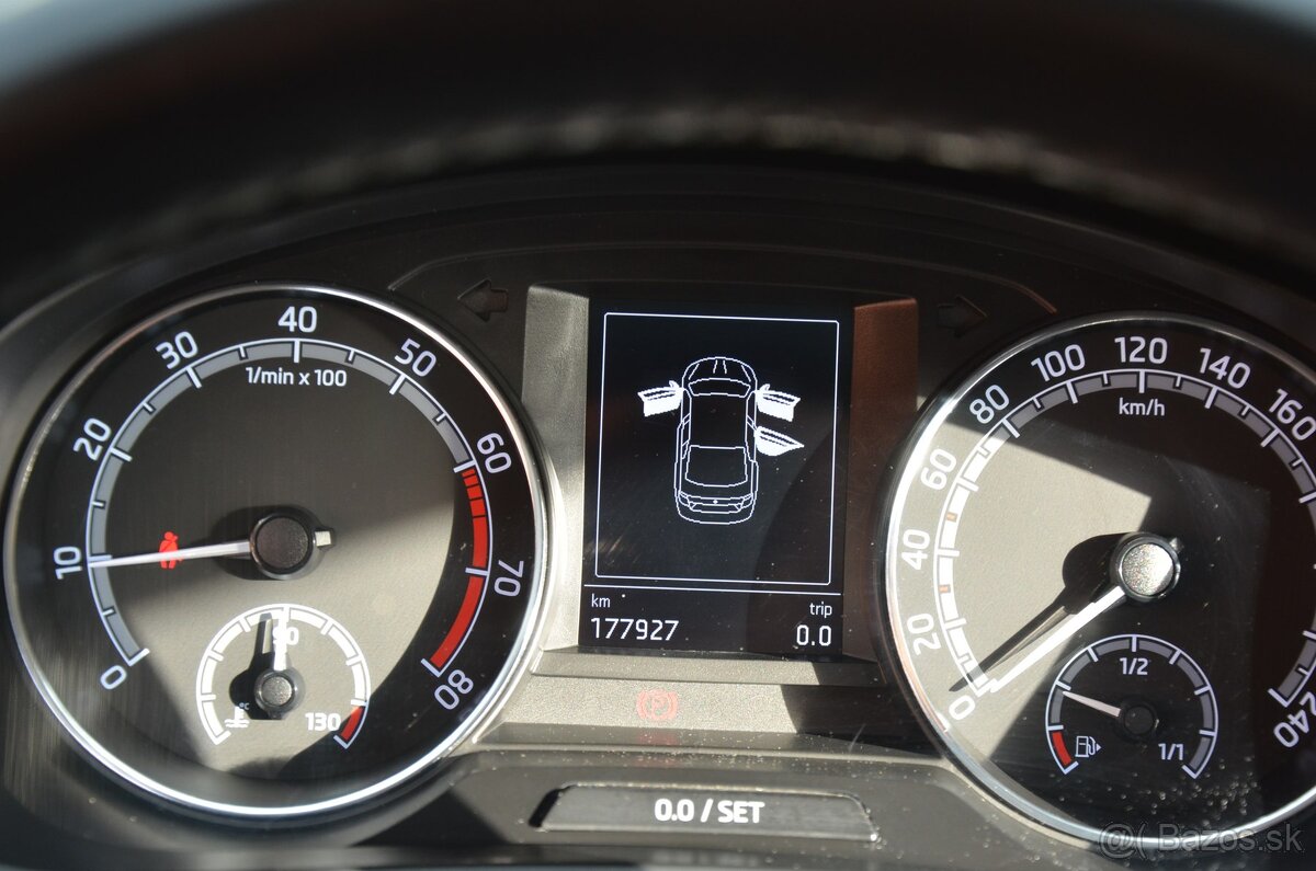 Škoda Rapid 1,0 TSi Ambition +,81 KW M5 - 9