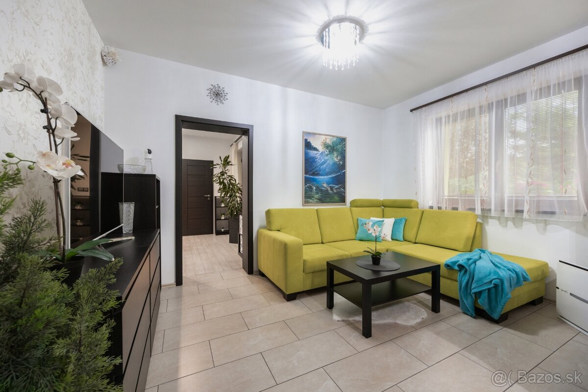 Na predaj 3 generačný RD Most pri Bratislave časť Studené - 9