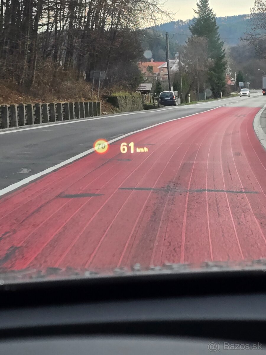 Predám BMW X1 F48 - 9