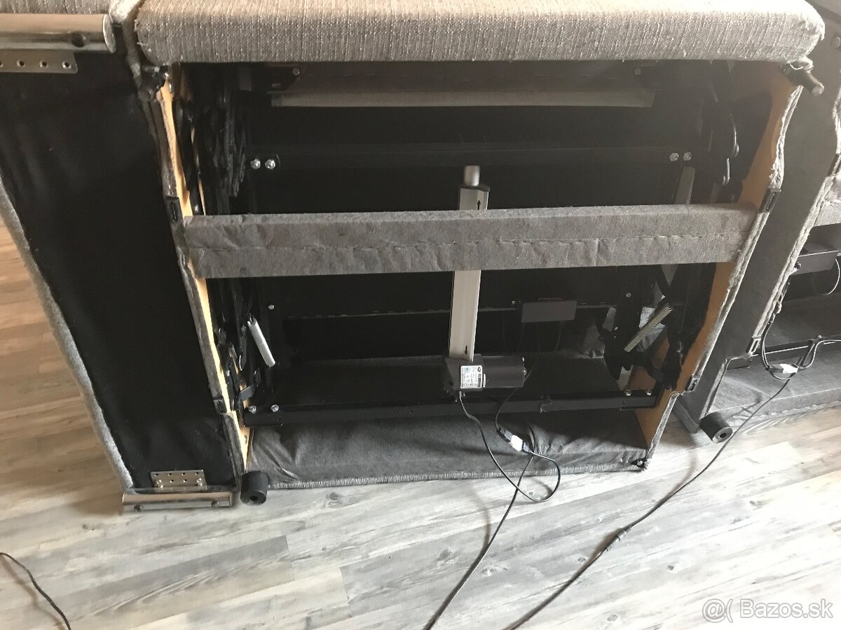 Rohovy gauc s elektrickym relaxom - 9