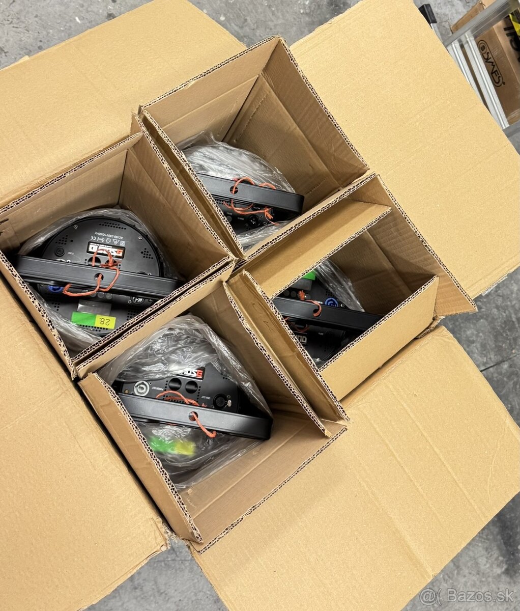 LED PAR Exalite 18x 15 W - 9