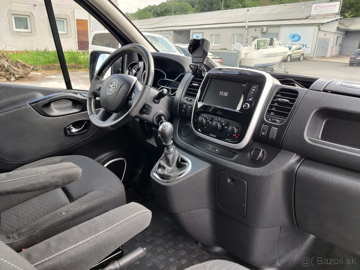 Opel Vivaro - 9