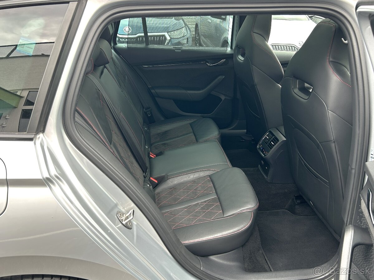 Škoda Octavia Combi 2.0 TDI RS 4x4 DSG - 9