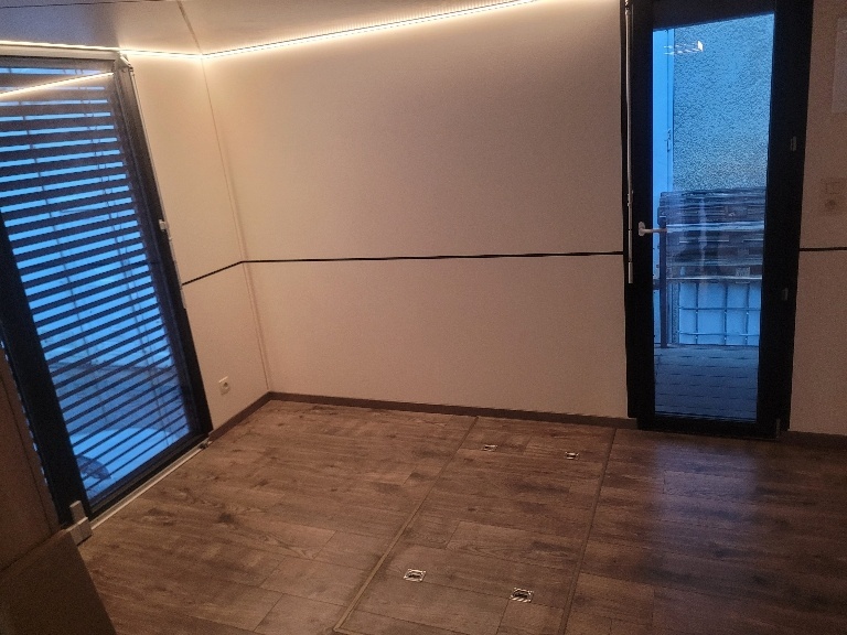 Hausbot houseboat 15x4,2m - 9
