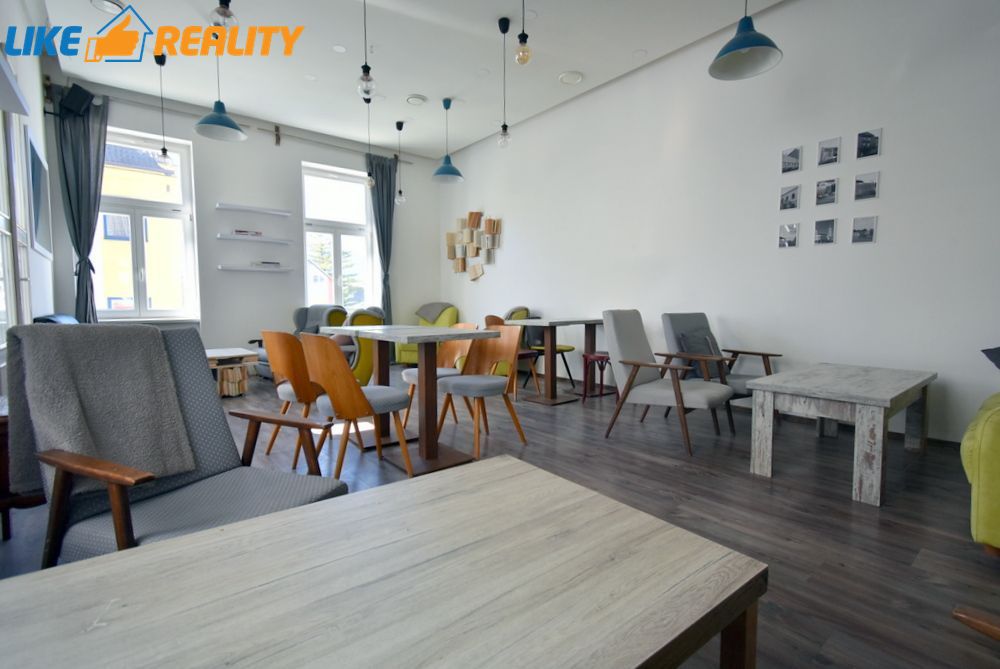 Prenájom komerčných priestorov, Martin – pešia zóna - 9