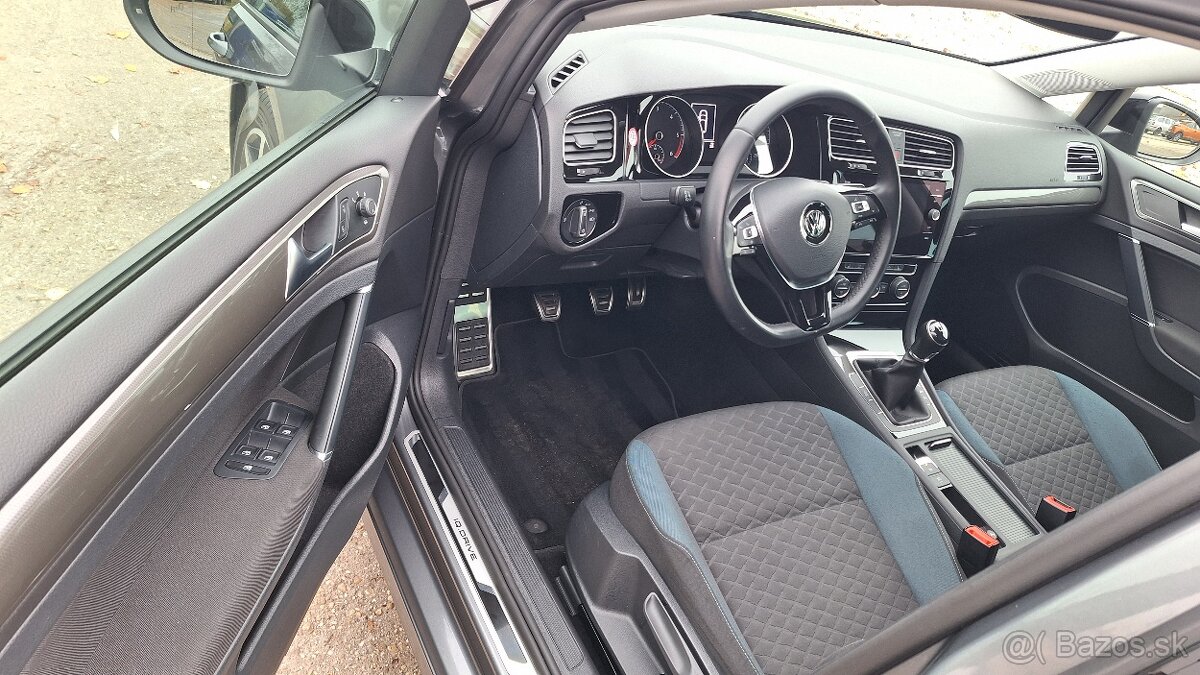 VOLKSWAGEN GOLF 1.6 TDI.5DV - 9