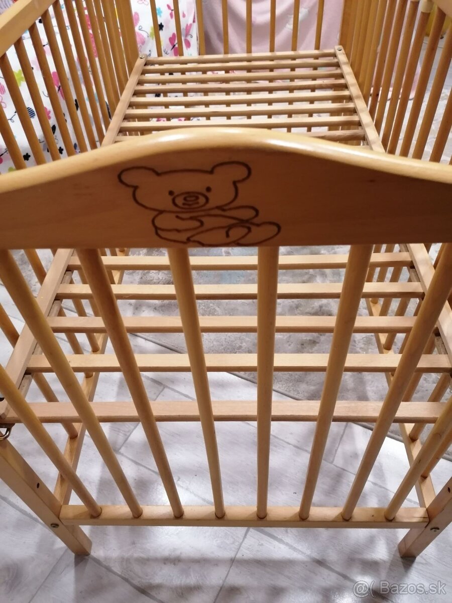 Obyčajná a prenosná postieľka - 9