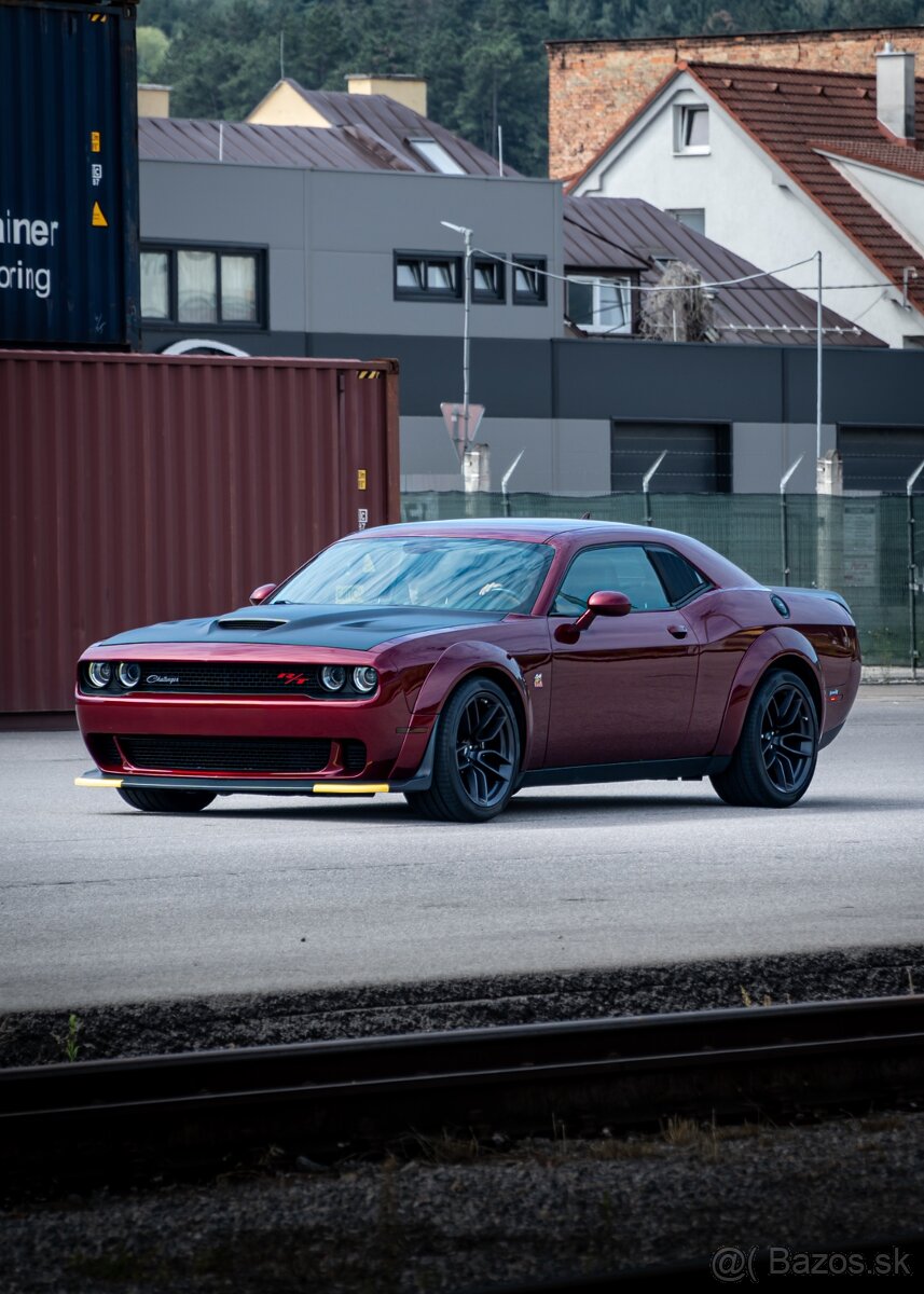 Dodge challenger 6.4 SRT - 9