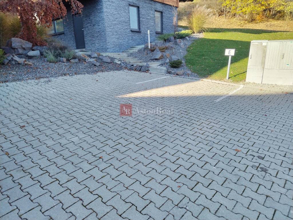 NOVOSTAVBA: 6-izbová CHATA, VL pozemok 484 m2 v Martine - 9