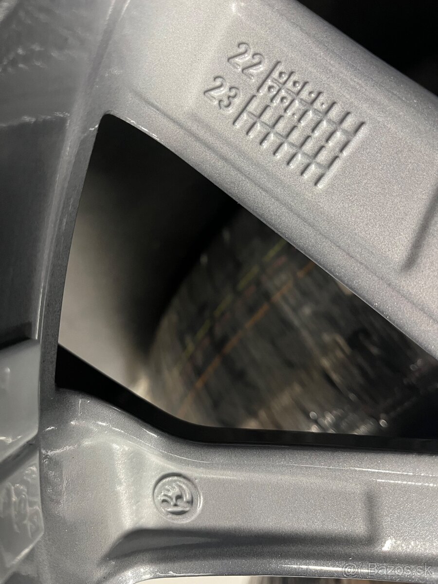 Kodiaq R20 Nová originální zimní sada Vega - 9