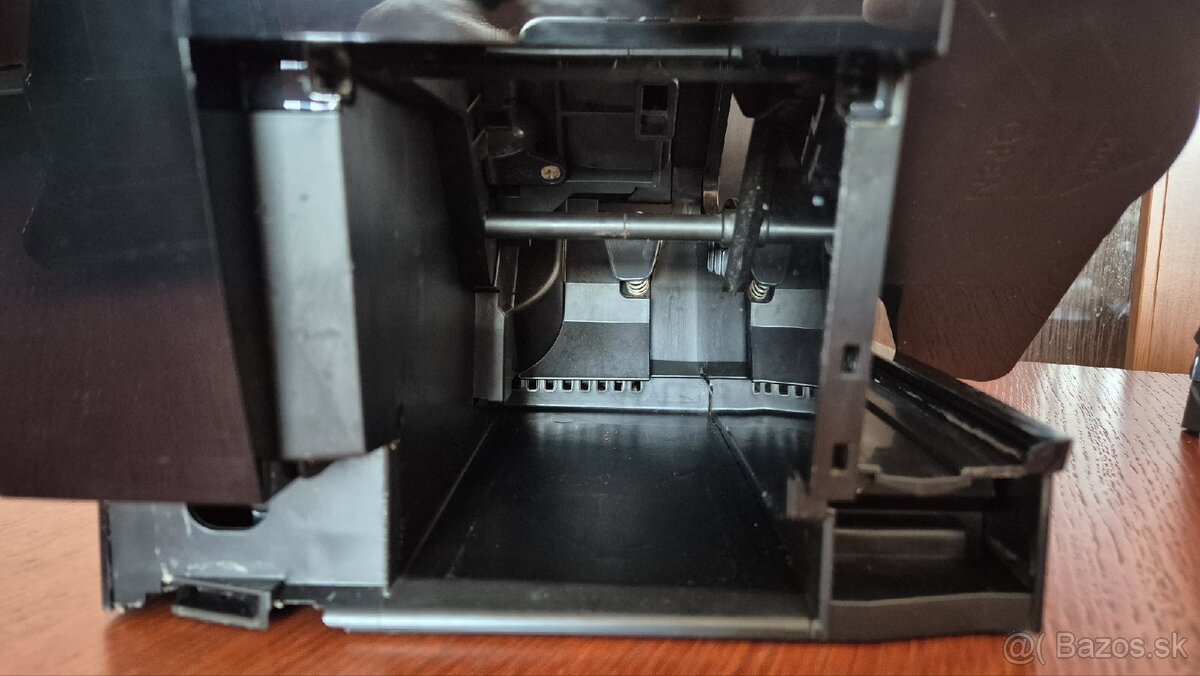 Kávovar DeLonghi Magnifica S - 9