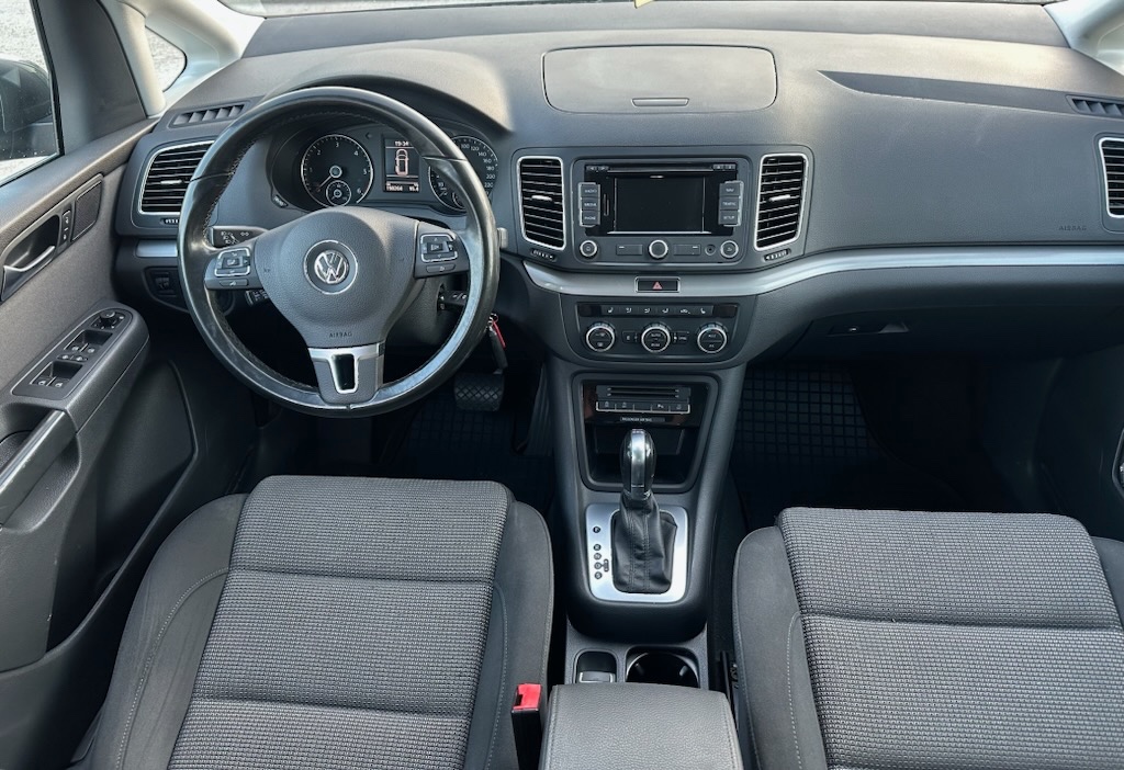 Volkswagen Sharan Highline 2.0 103 kW DSG Webasto 5/2015 - 9