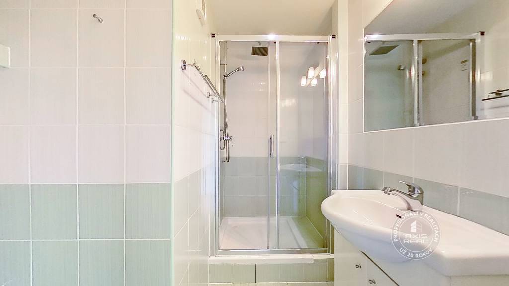 AXIS REAL | Slnečný 3-izbový byt s LODŽIOU, Stará Ľubovňa, K - 9