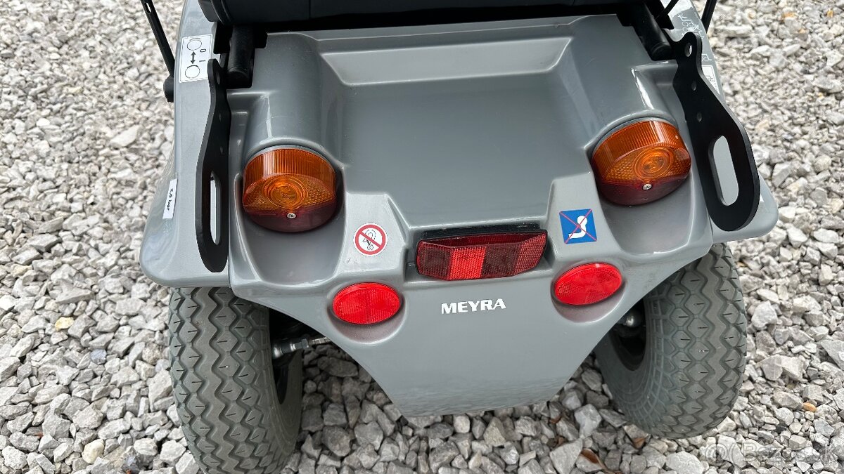 Predám elektrický invalidný vozík Optimus Meyra 2 nemeckej V - 9