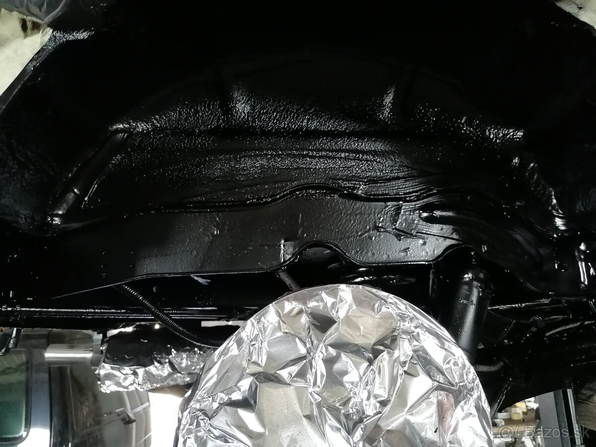 Predám VW T4 Multivan,2.5TDI,75kW - 9