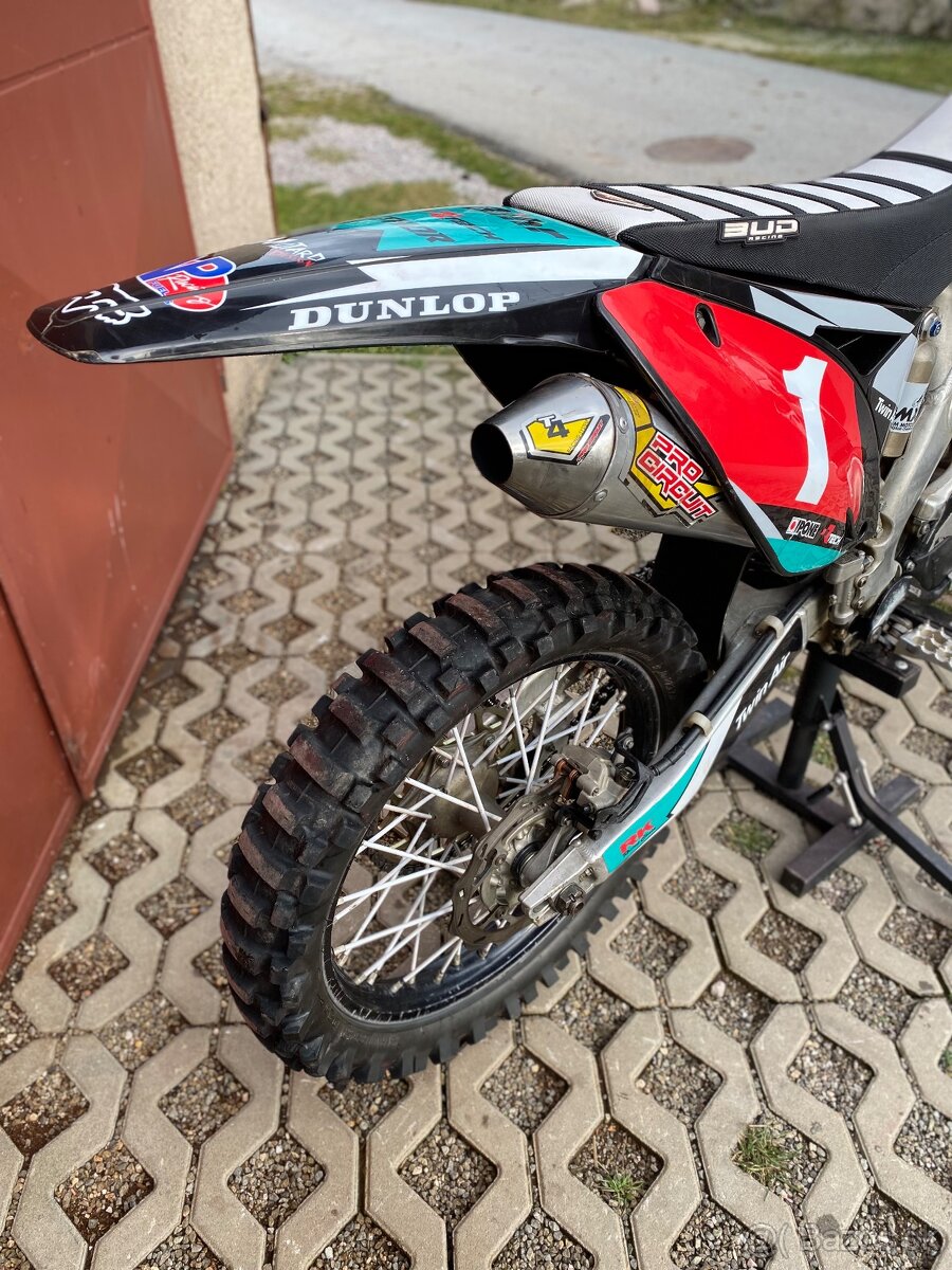 Kawasaki KXF 250 - 2011 - 9