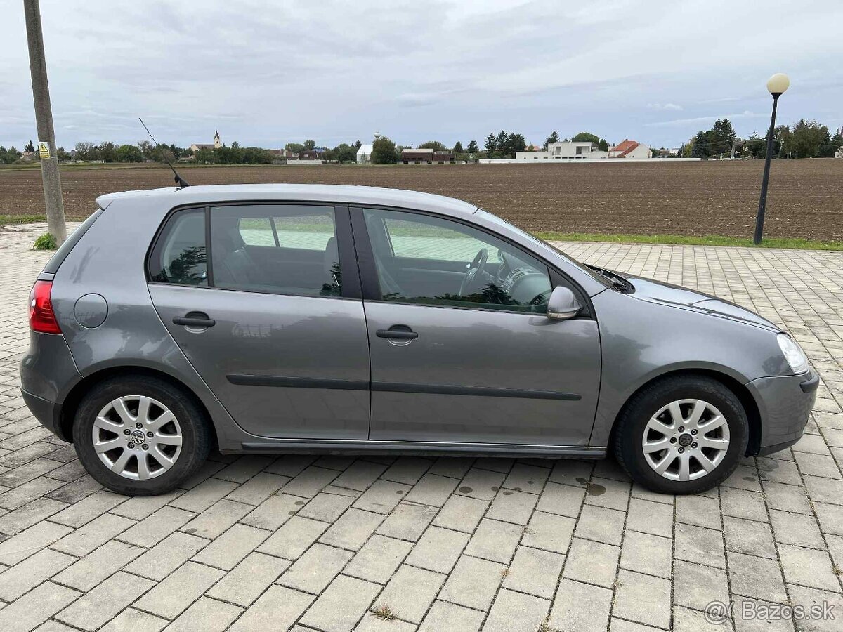 Volkswagen Golf 5 1,9TDI - 9