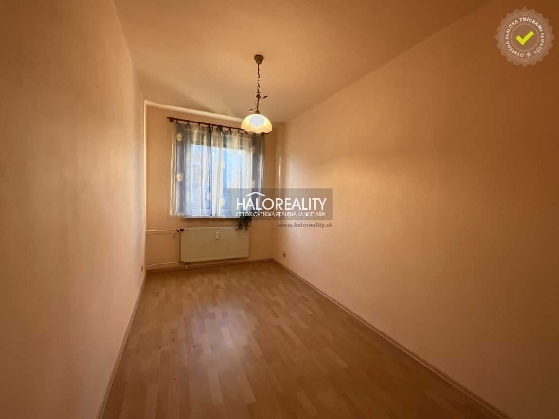 HALO reality - Predaj, trojizbový byt Banská Bystrica, Sásov - 9