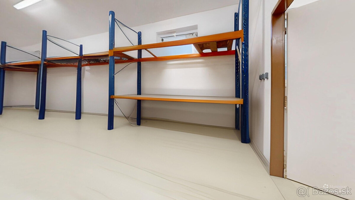 Na predaj: Multifunkčný komerčný objekt – Radošovce. - 9