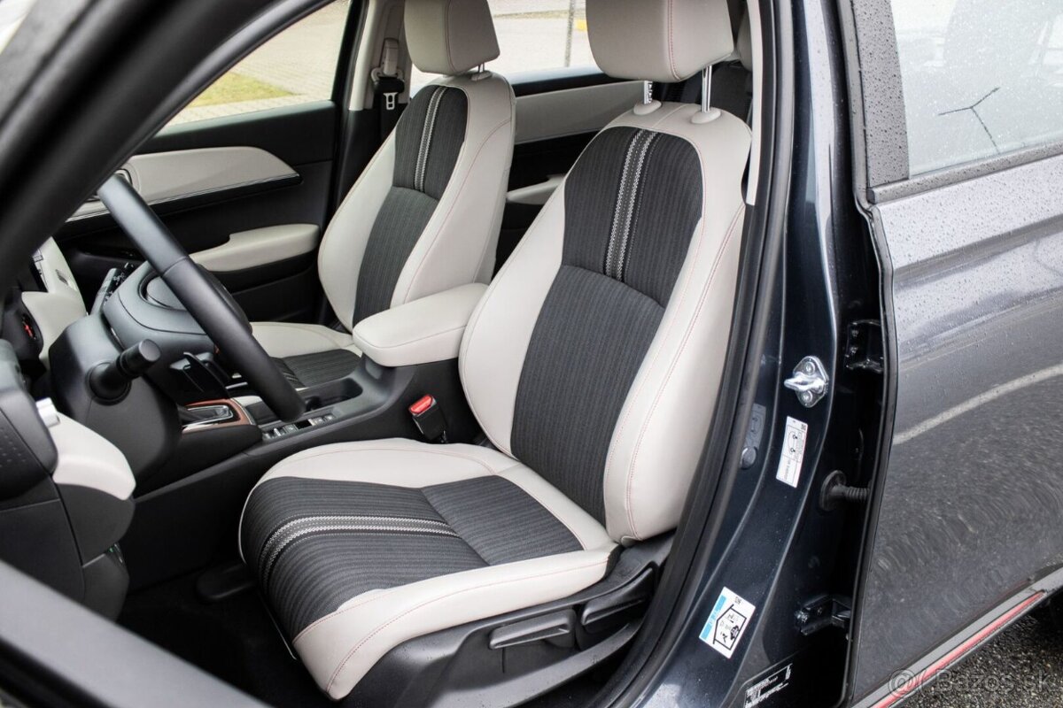 Honda HR-V E:HEV 1.5 i-MMD (2024) - 9