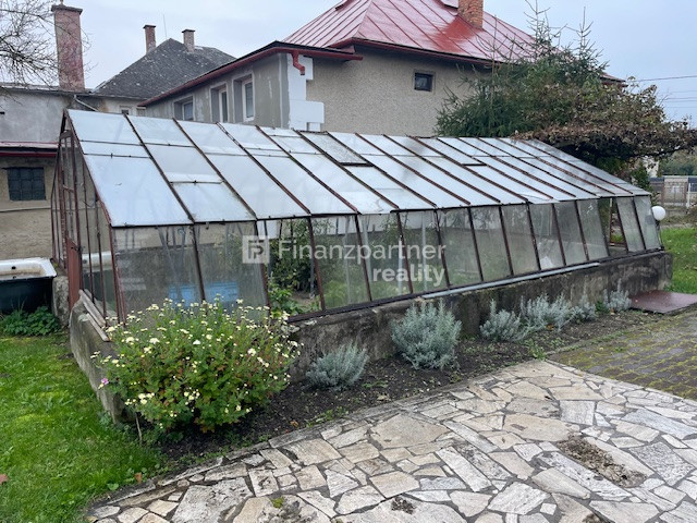 2.podlažný 6izb RD medzi PO-KE (F684-12-ANMi) - 9