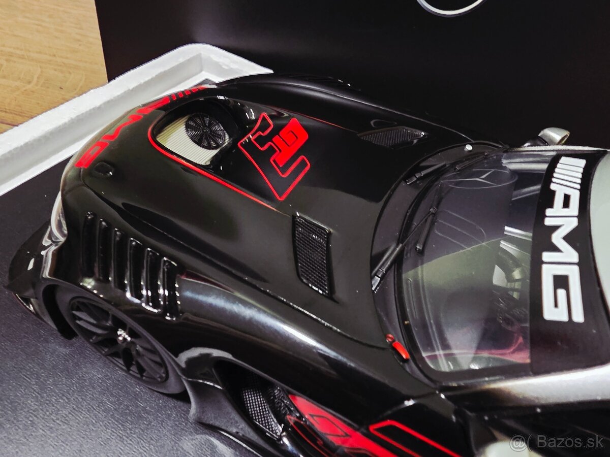 Mercedes Benz AMG GT3 model 1:18 limitka 500ks - 9