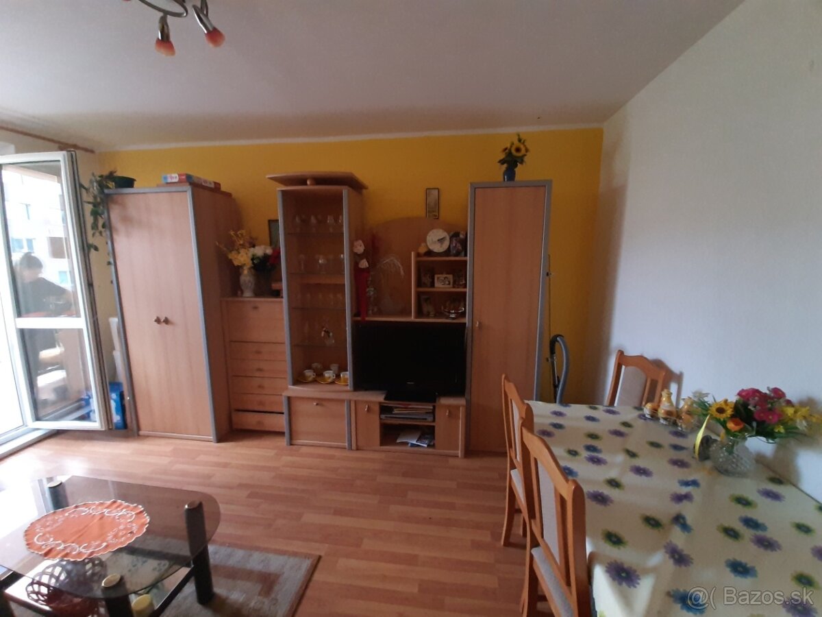 3-izbový byt s balkónom, Slavošovce - 9