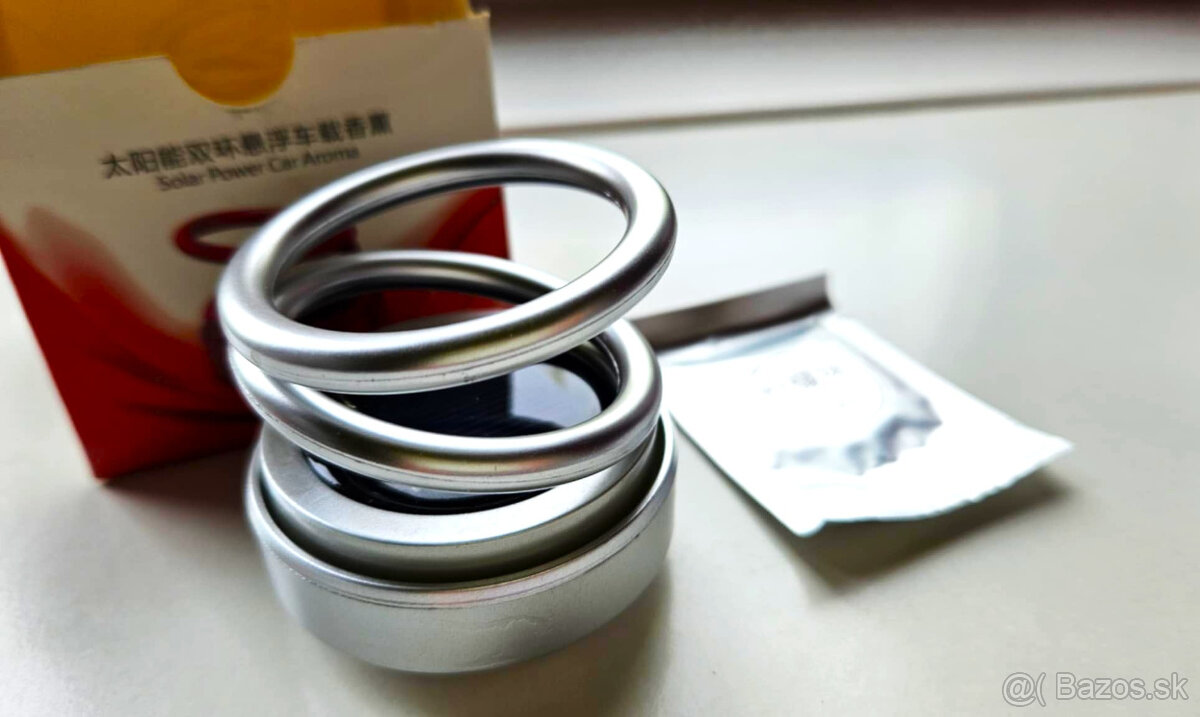 Doplnky do auta: Solárny difuzér, protišmyková podložka, pla - 9