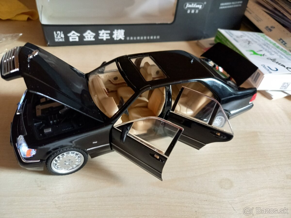 Modely áut v mierke 1/24 - 9