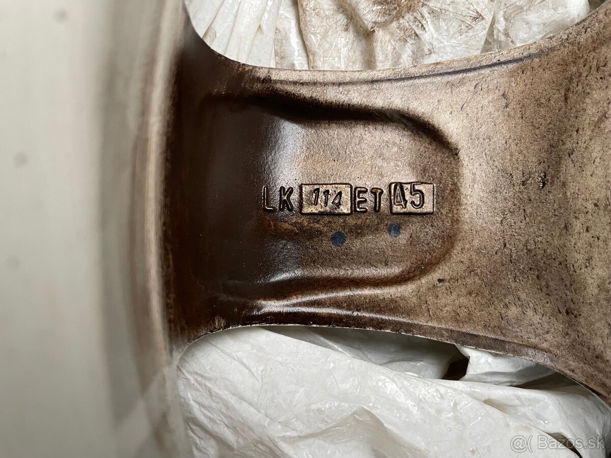 Disky Enzo R16 5x114,3 6,5J ET45 stred otvor 56,1 - 9