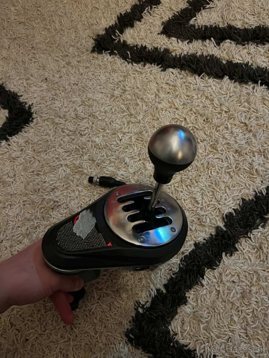 Thrustmaster T300 RS GT Edition - 9