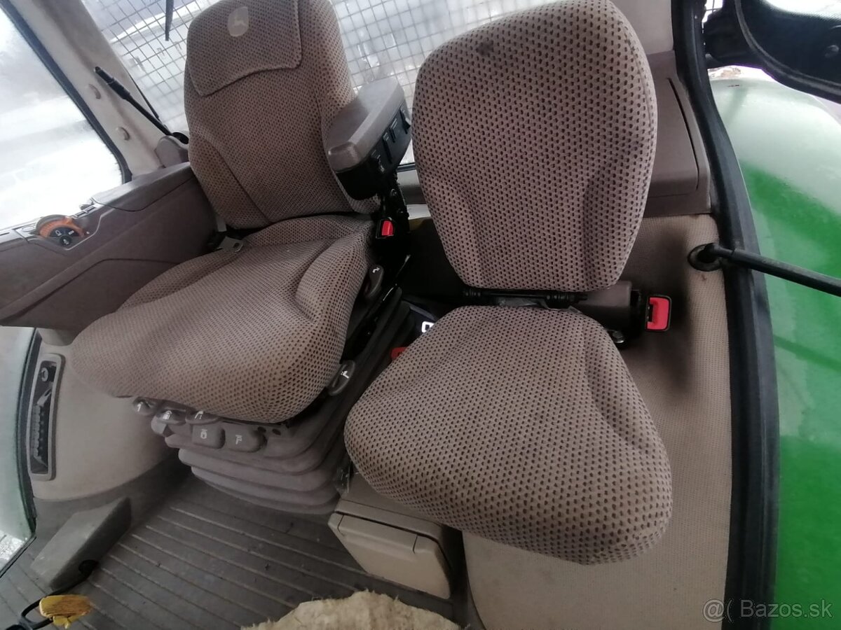 John Deere 7230R - 9