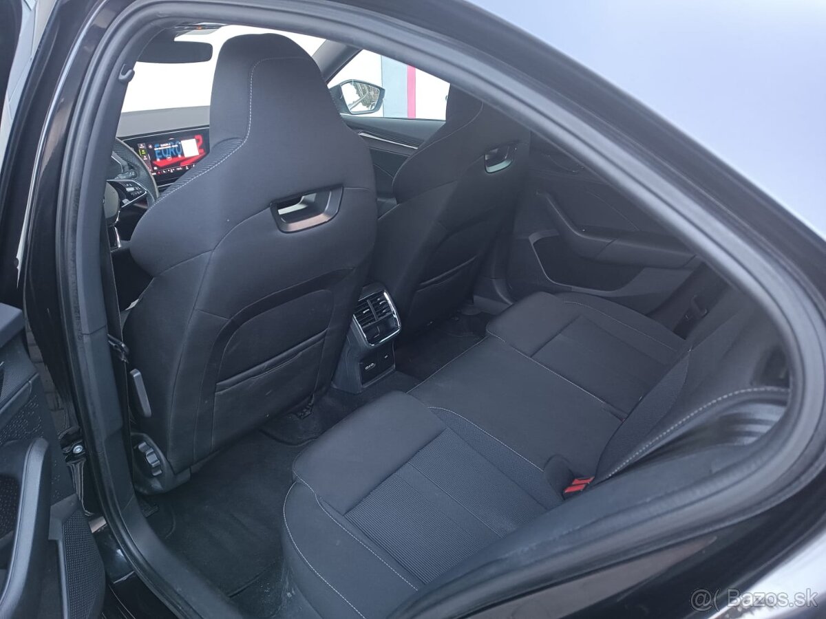 Prodám Škoda octavia sedan 2.0 TDI Sportline 1.Maj ČR DPH - 9