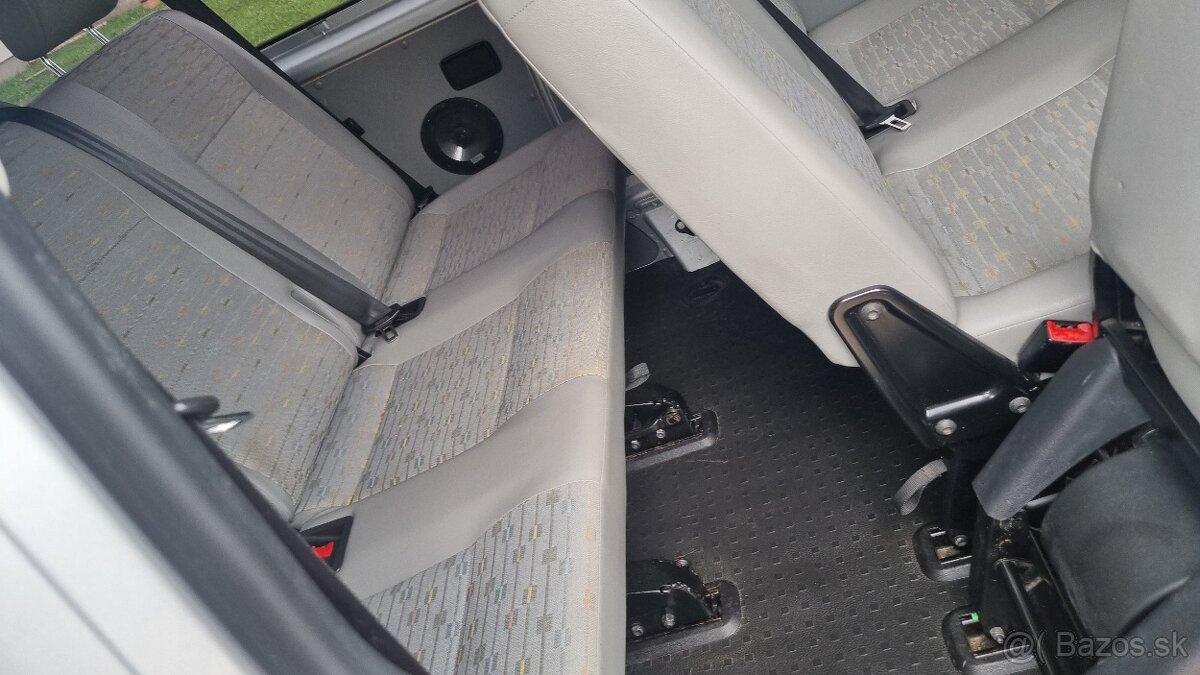 Prenájom 9 miestny VW Transportér, Long - 9