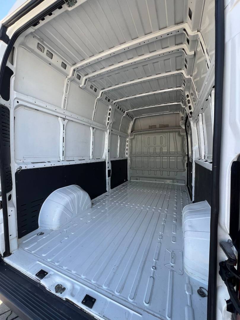 Citroën Jumper 2.2 HDi 35 L3H3 - 9