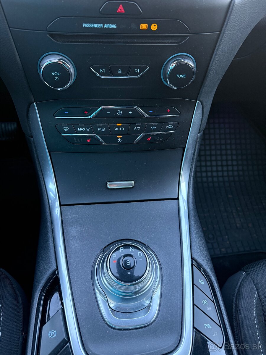 Ford S-Max 2.0 TDCi EcoBlue 150 Titanium A/T - 9