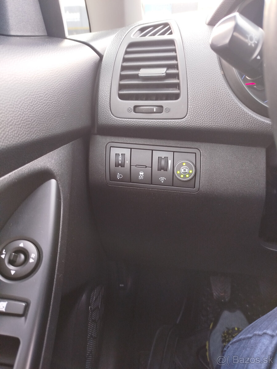 Hyundai ix20 benzín+plyn LPG - 9