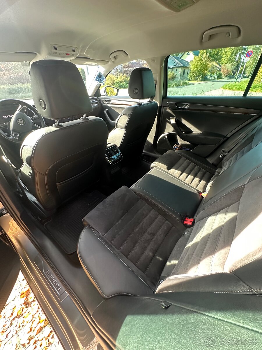 Škoda Superb Combi 2.0 TDI 140 kW DSG 4x4 - 9