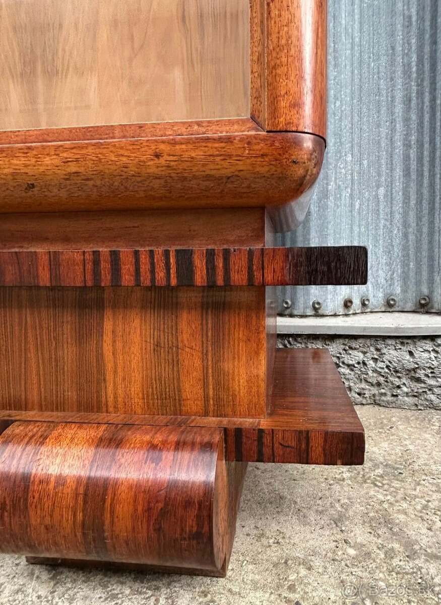 vitrína art deco - V69 - 9