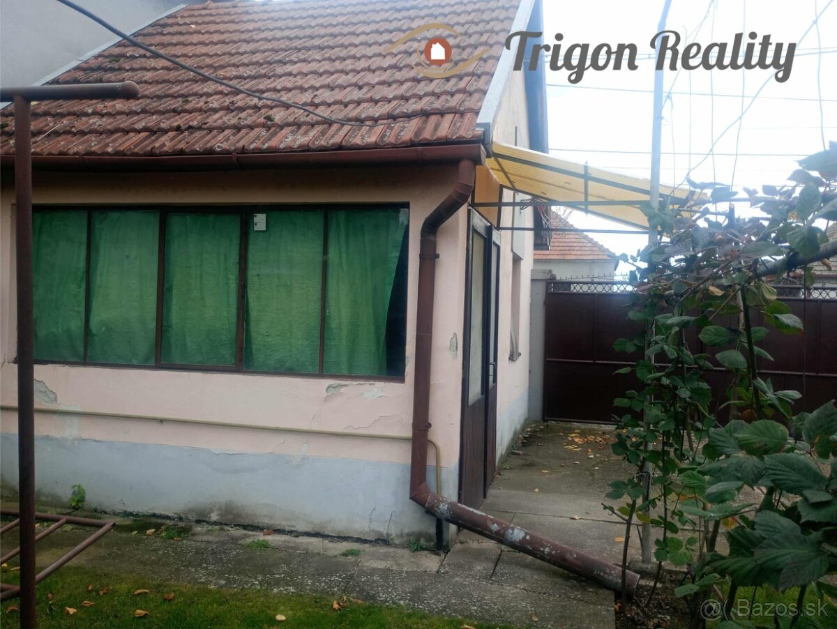 KOLÁROVO - 5 IZBOVÝ RODINNÝ DOM - 9