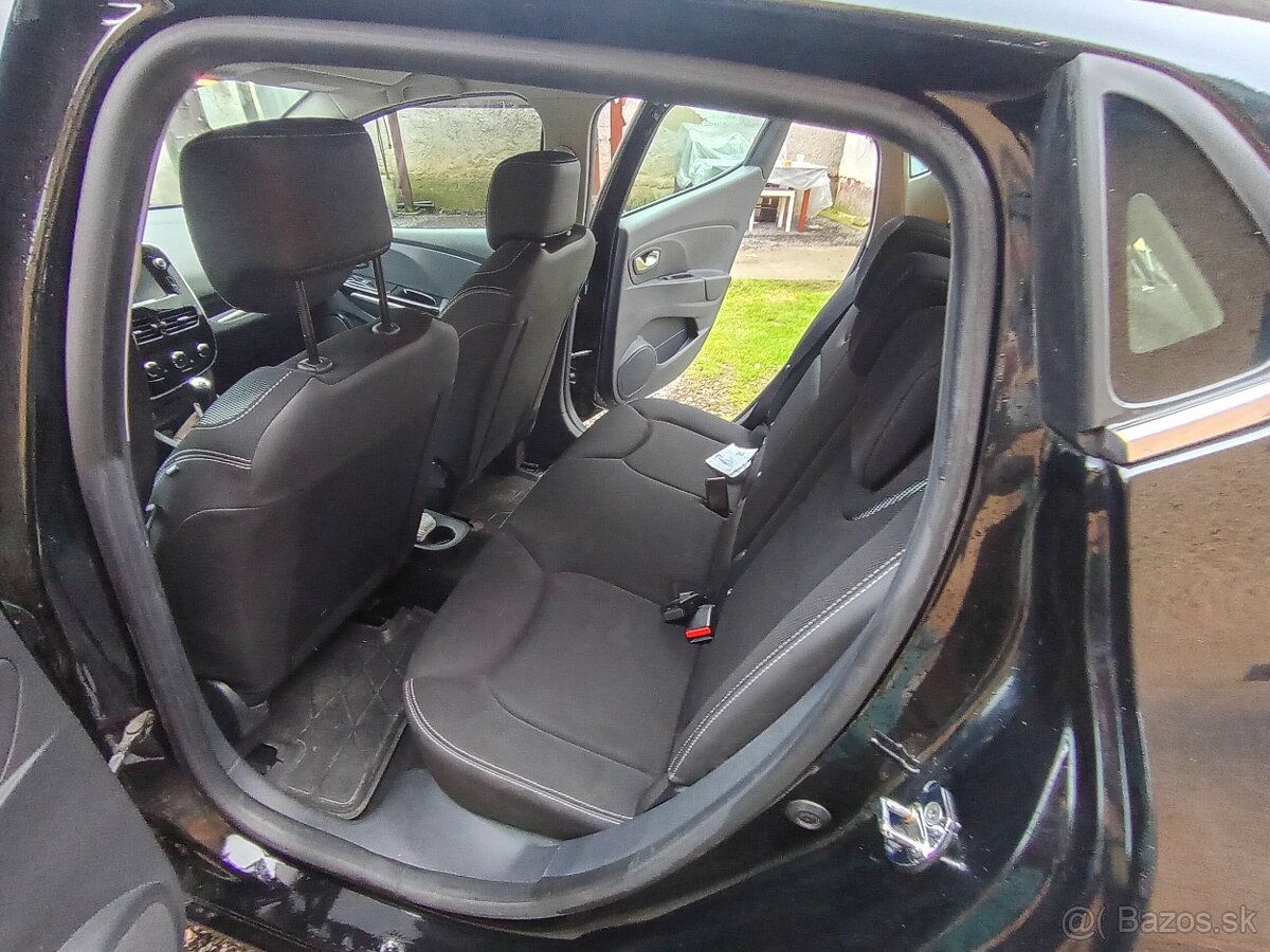 Predám Renault Clio 1.2 16v.54kw - 9