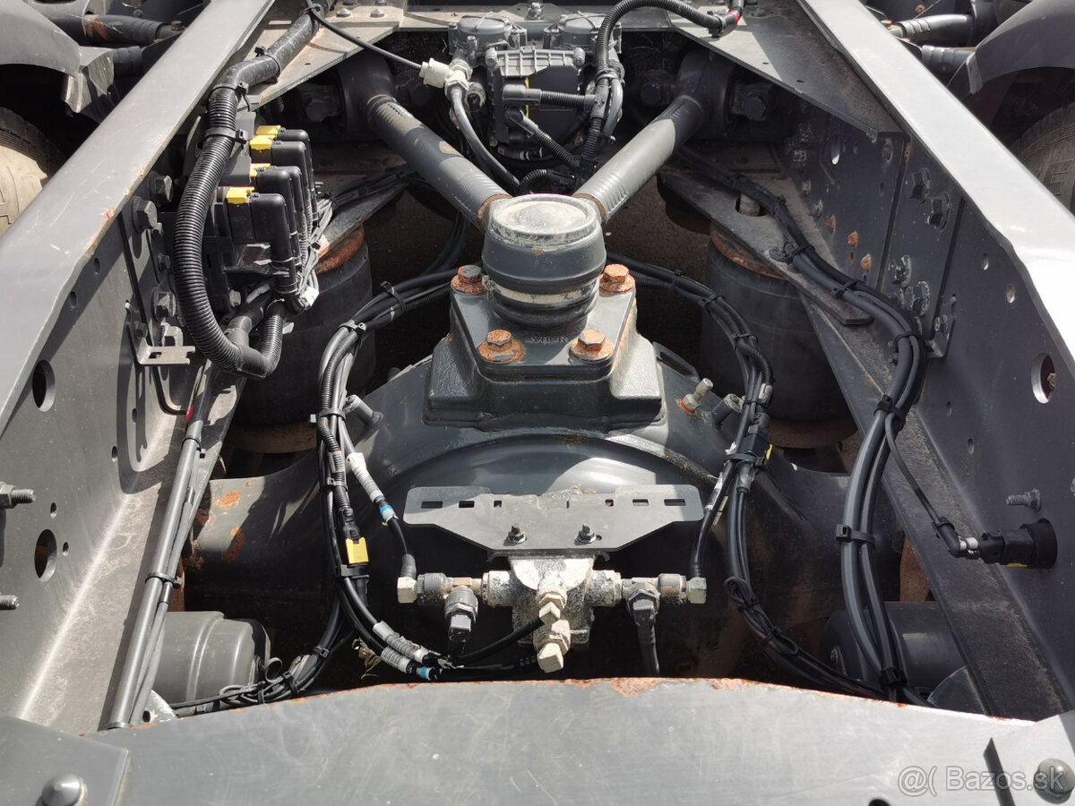 Prodám tahač DAF CF 480 FTT 6X4 E6 RETARDER jednookruhová h - 9