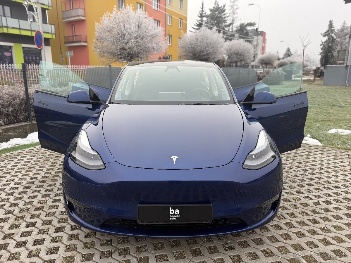 Tesla Model Y Long Range Dual Motor 4×4 - 9