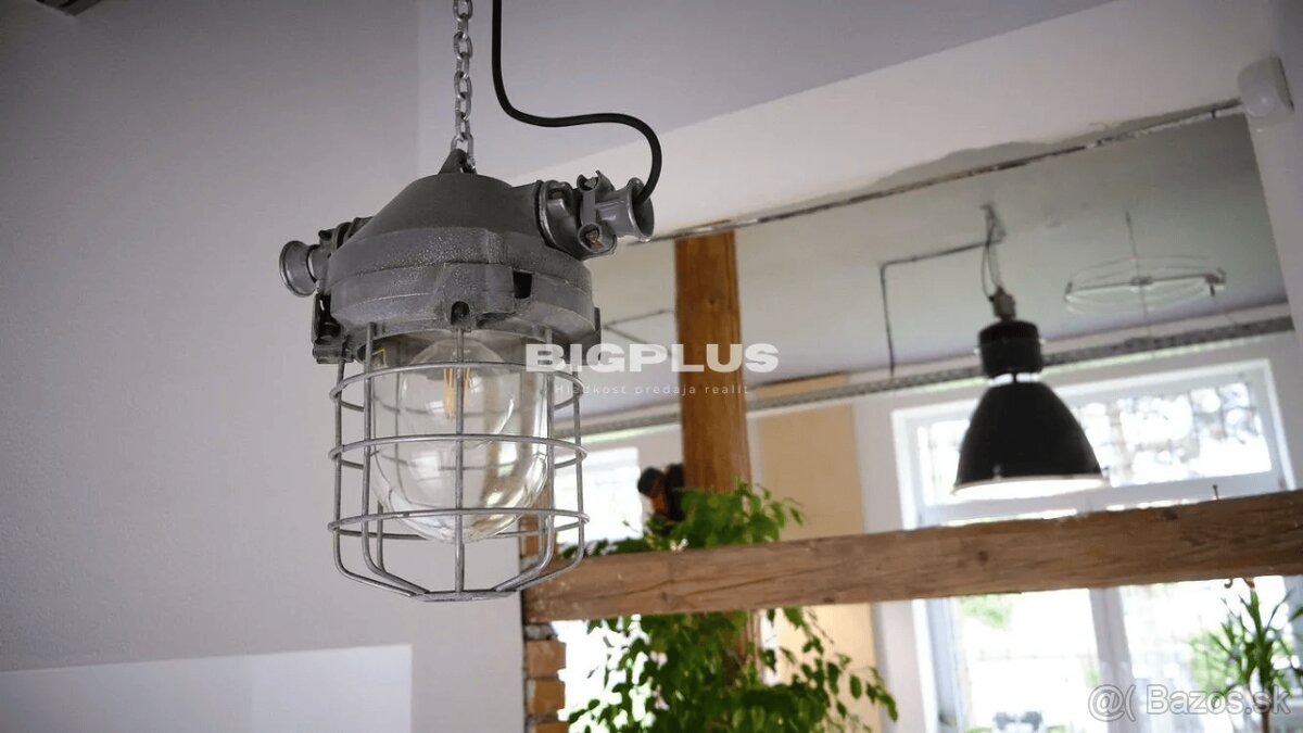 Na prenájom štýlové priestory na námestí pri hoteli Magura P - 9