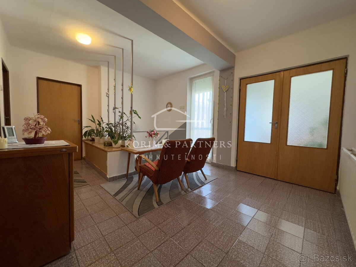 Rodinný dom v radovej zástavbe, Komárno - 9