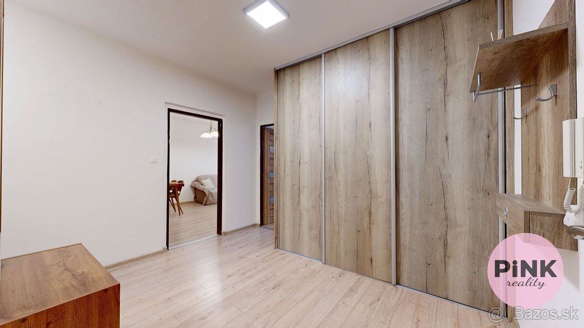 PINK Reality na prenájom priestranný 2-izbový byt na Okružne - 9