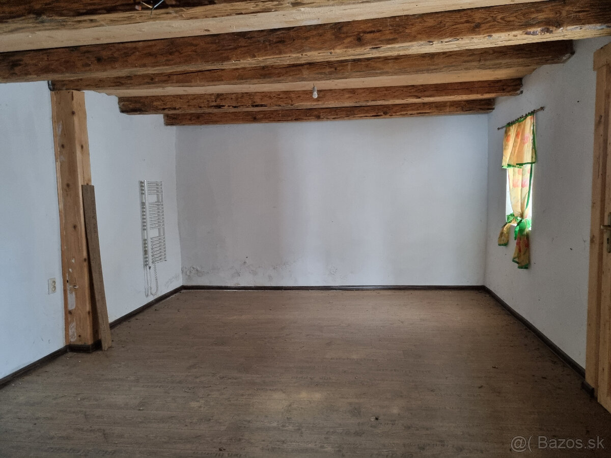 RODINNÝ DOMČEK a POZEMOK 473 m2 KOPANICE MYJAVA - 9