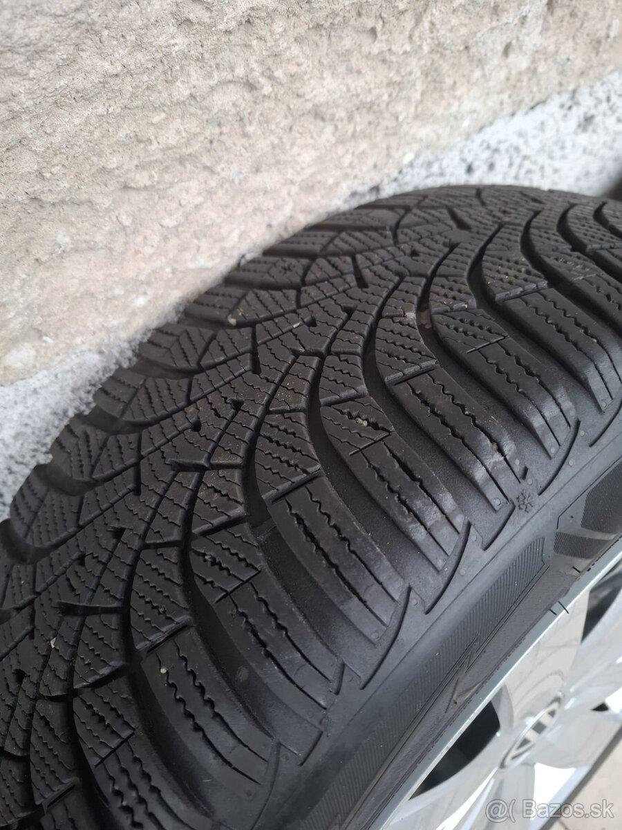Zimna sada VWGROUP, Goodyear 205/60 R16,5x112,7 mm, 2024 - 9
