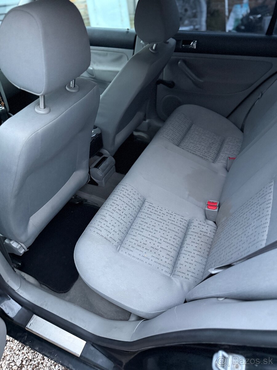 Volkswagen Golf 4 1.4 benzín - 9