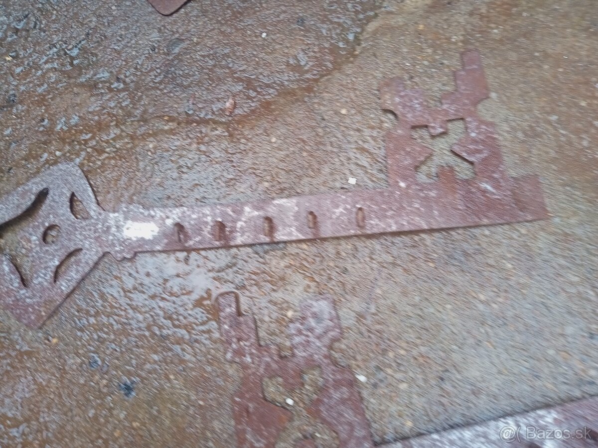 Smalt.nadoby.vesiaky - 9